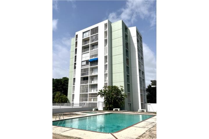 Condominio Alturas de Mayagüez , en Mayagüez Puerto Rico
Apartamento en Condominio-Alturas De Mayaguez de 2 Cuartos y 1 Baños