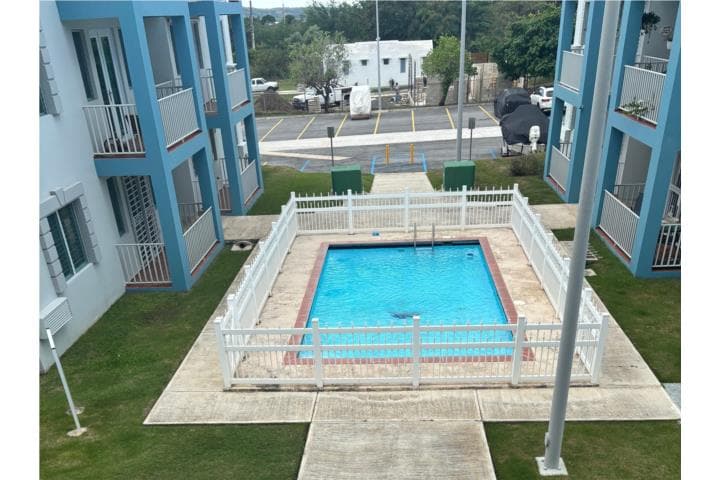 Cond. Brisa Real Cabo Rojo 2H, 2B, 2PKG, en Cabo Rojo Puerto Rico
Apartamento/WalkUp en Condominio-Brisa Real de 2 Cuartos y 2 Baños