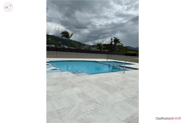 Urb. River View at Ciudad Jardin Full Solar Power, en Gurabo Puerto Rico
Casa en Urbanizacion-River Estates Ciudad Jardin de 3 Cuartos y 2 1/2 Baños