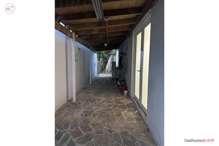 Campanillas Excelente propiedad , en Toa Baja Puerto Rico
Casa en Barrio-Campanillas de 2 Cuartos y 1 Baños