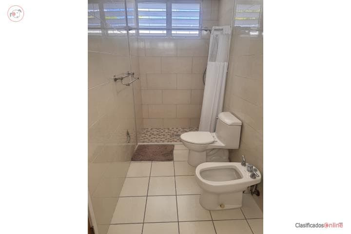 Urb. La Alameda, en San Juan - Río Piedras Puerto Rico
Casa en Urbanizacion-La Alameda de 3 Cuartos y 3 Baños
