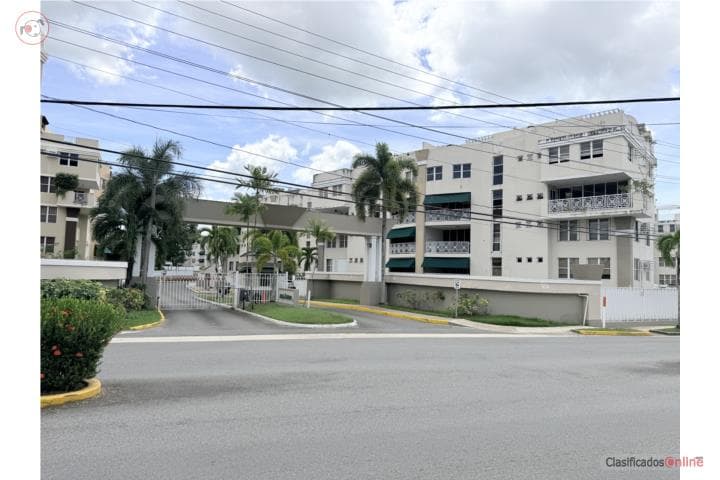 VILLAS DE PARKVILLE II - PH, en Guaynabo Puerto Rico
Apartamento/WalkUp en Condominio-Villas De Parkville de 3 Cuartos y 2 1/2 Baños