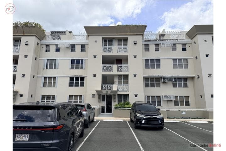 VILLAS DE PARKVILLE II - PH, en Guaynabo Puerto Rico
Apartamento/WalkUp en Condominio-Villas De Parkville de 3 Cuartos y 2 1/2 Baños
