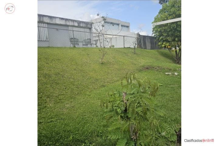Montecasino 3h 2b , en Toa Alta Puerto Rico
Casa en Urbanizacion-Montecasino de 3 Cuartos y 2 Baños