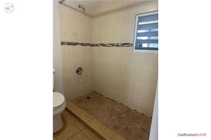 Estudio para una persona con agua incluida y luz , en Las Piedras Puerto Rico
Apartamento en Barrio-Pueblo de 1 Cuartos y 1 Baños