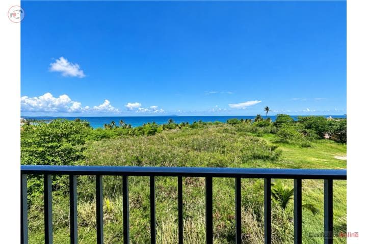 Acogedor Apartamento en Palmas del Mar , en Humacao - Palmas Puerto Rico
Apartamento en Condominio-Palmanova Plaza, Palmas Del Mar de 2 Cuartos y 2 Baños