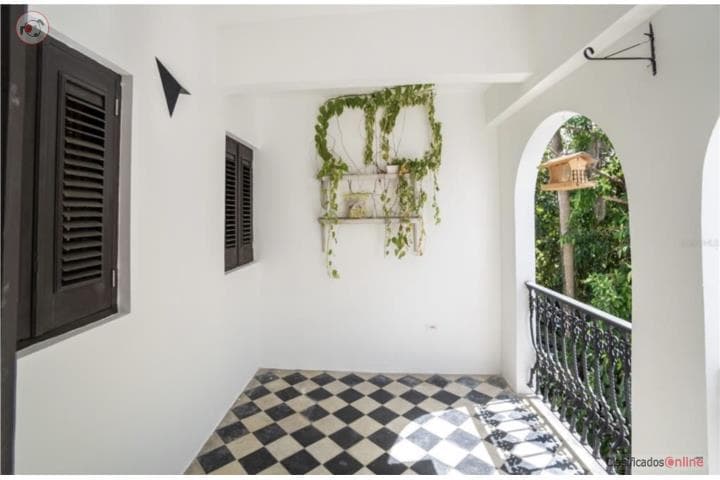 HERMOSO APARTAMENTO CON ROOFTOP, en San Juan - Viejo SJ Puerto Rico
Apartamento en Barrio-Viejo San Juan -Zona Historica de 3 Cuartos y 2 Baños
