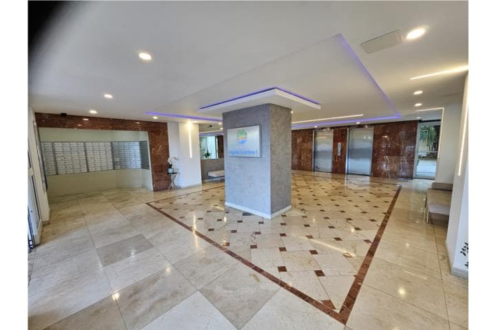 Laguna 1, Isla Verde, Carolina 2/1 Excelente!, en Carolina Puerto Rico
Apartamento en Condominio-Laguna Gardens de 2 Cuartos y 1 Baños