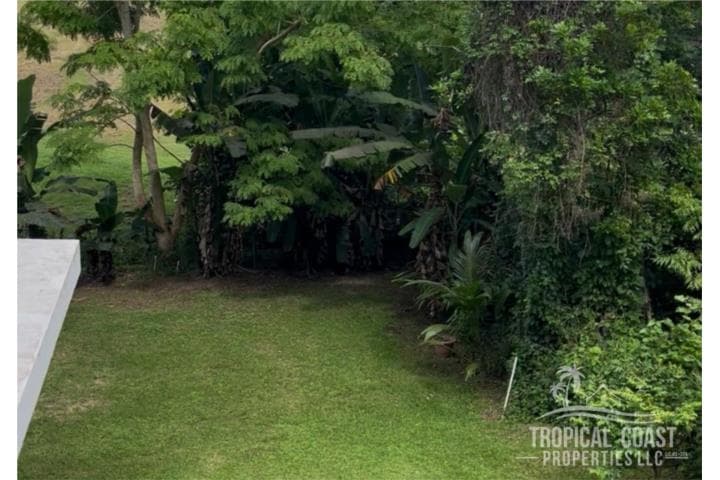 Wake up to ocean breezes & Sounds of Paradise, en Rincón Puerto Rico
Apartamento en Barrio-Rio Grande de 2 Cuartos y 1 Baños