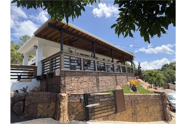 Espectacular Residencia en Rincón, en Rincón Puerto Rico
Casa en Barrio-Pueblo de 2 Cuartos y 2 Baños