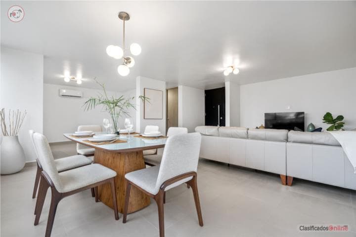 Spectacular apartment at Condado Princess, en San Juan - Condado-Miramar Puerto Rico
Apartamento en Condominio-Condado Princess de 3 Cuartos y 2 1/2 Baños