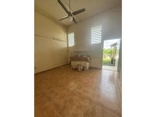 BO. BAIROA, CAGUAS, en Caguas Puerto Rico
Apartamento en Barrio-Bairoa Barrio de 1 Cuartos y 1 Baños