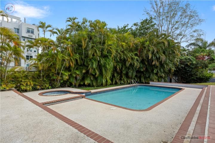 LA VILLA DE TORRIMAR, en Guaynabo Puerto Rico
Casa en Urbanizacion-La Villa De Torrimar de 4 Cuartos y 2 1/2 Baños