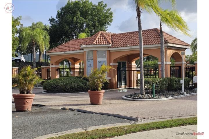 Praderas Luxury Villa 4/5 piscina amueblada , en Gurabo Puerto Rico
Casa en Urbanizacion-Praderas De Navarro de 4 Cuartos y 5 Baños