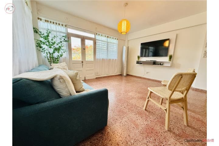 APT. DE 2H Y 1B AMUEBLADO CON VISTA AL CAMPO, en Trujillo Alto Puerto Rico
Apartamento en Barrio-Dos Bocas de 2 Cuartos y 1 Baños