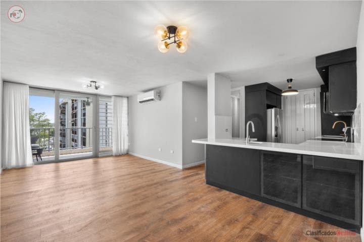 4B/3B at Jardines Metropolitanos I, en San Juan - Río Piedras Puerto Rico
Apartamento en Condominio-Jardines Metropolitanos de 4 Cuartos y 3 Baños