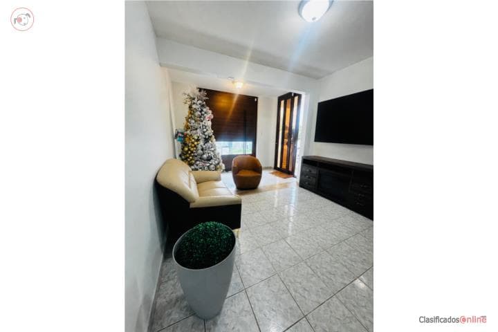 Primer Nivel- Piscina- Amueblado, en Aguadilla Puerto Rico
Apartamento en Barrio-Caimital Alto de 2 Cuartos y 1 Baños