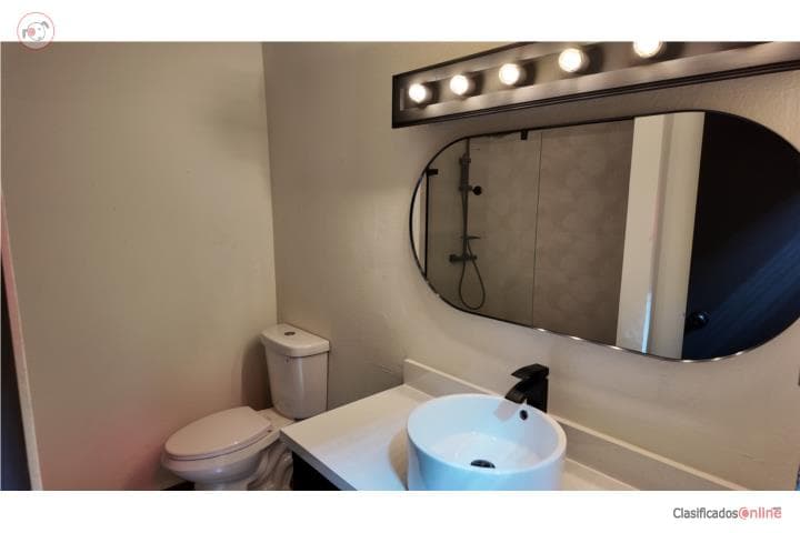 Townhouse, Urbanización 2 Pinos $1,650, en San Juan - Río Piedras Puerto Rico
Casa en Urbanizacion-Dos Pinos de 4 Cuartos y 1 1/2 Baños