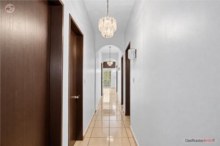 Hermosa Casa en San Juan 4/3 $2,500, en San Juan - Hato Rey Puerto Rico
Casa en Urbanizacion-Perez Morris de 4 Cuartos y 3 Baños