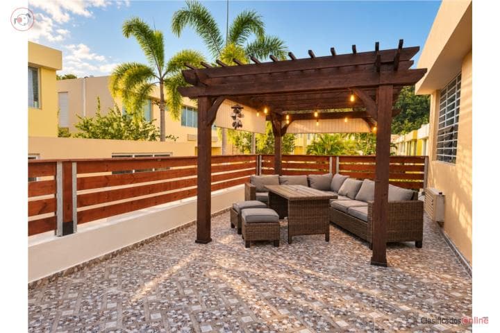 Urb Miraflores Dorado, en Dorado Puerto Rico
Casa en Urbanizacion-Miraflores de 4 Cuartos y 2 1/2 Baños