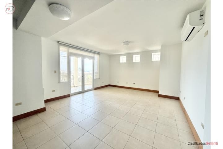 OCEANVIEW UNFURNISHED 3 BEDROOMS 2 PARKINGS , en San Juan - Santurce Puerto Rico
Apartamento en Condominio-Plaza De Diego de 3 Cuartos y 2 Baños