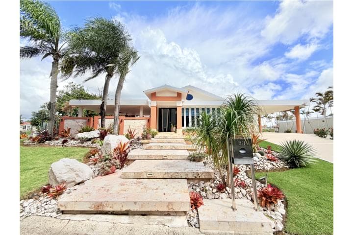 Sabanera de Cidra Modelo Maga,
en Cidra Puerto Rico Casa en Urbanizacion - Sabanera de Cidra