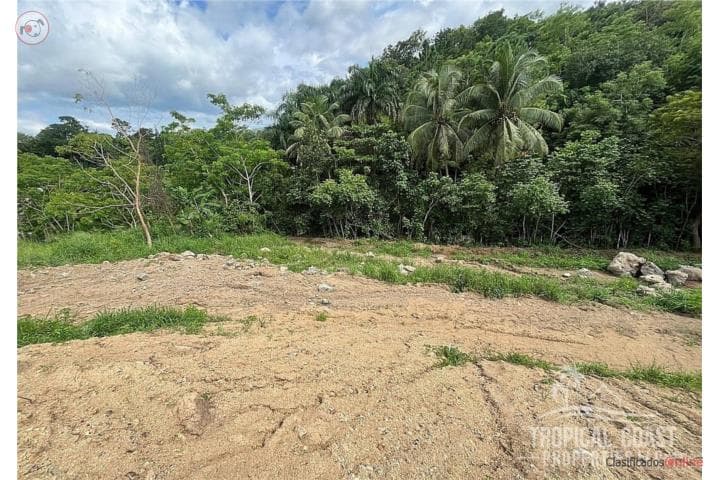 FLAT LAND 4 MINUTES FROM THE BEACH,
en Rincón Puerto Rico Solar en Barrio - Cruces