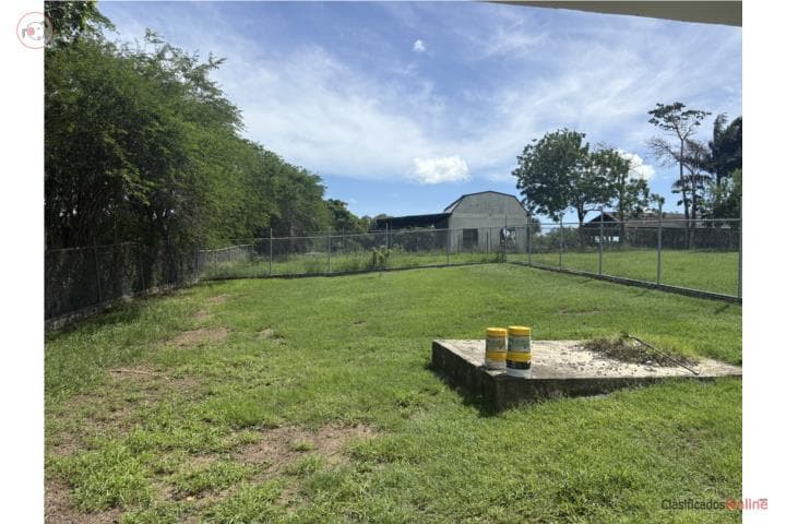 Hermosa residencia cerca de Buye y Boqueron ,
en Cabo Rojo Puerto Rico Casa en Barrio - Guaniquilla