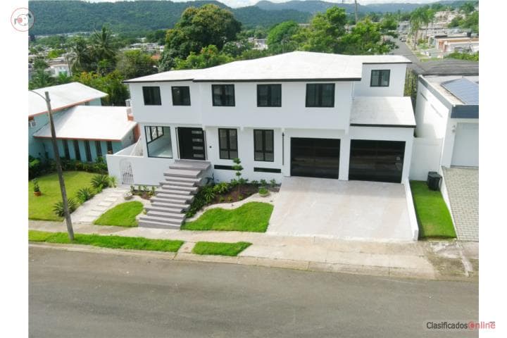 Remodeled Luxury Home Excellent Location!,
en Caguas Puerto Rico Casa en Urbanizacion - El Retiro