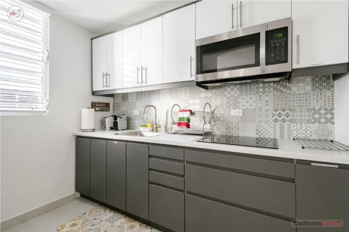 CONDADO-SHORT-TERM RENTALS ALLOWED,
en San Juan - Condado-Miramar Puerto Rico Apartamento en Condominio - De Diego 61