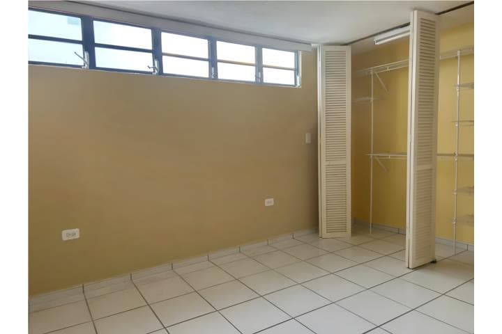 Cond Cuevillas Court - Miramar,
en San Juan - Condado-Miramar Puerto Rico Apartamento en Condominio - Cuevillas Court