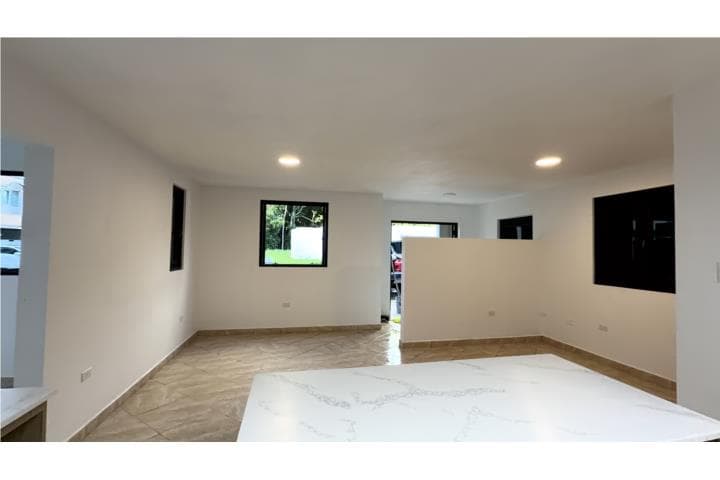 Urb. Hacienda Isamar. Modernidad y Naturaleza,
en Bayamón Puerto Rico Casa en Barrio - Dajaos