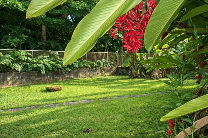 PARKVILLE TERRACE – GUAYNABO | $560,000 ,
en Guaynabo Puerto Rico Casa en Urbanizacion - Parkville