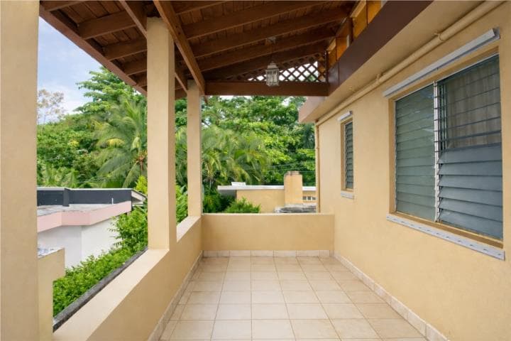 PARKVILLE TERRACE – GUAYNABO | $560,000 ,
en Guaynabo Puerto Rico Casa en Urbanizacion - Parkville