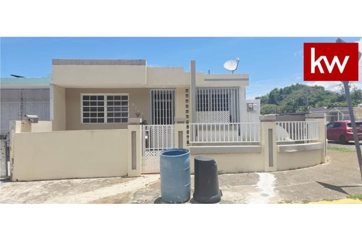 URB. EVANGELINA, CASA EN MANATI,
en Manatí Puerto Rico Casa en Urbanizacion - Villa Evangelina