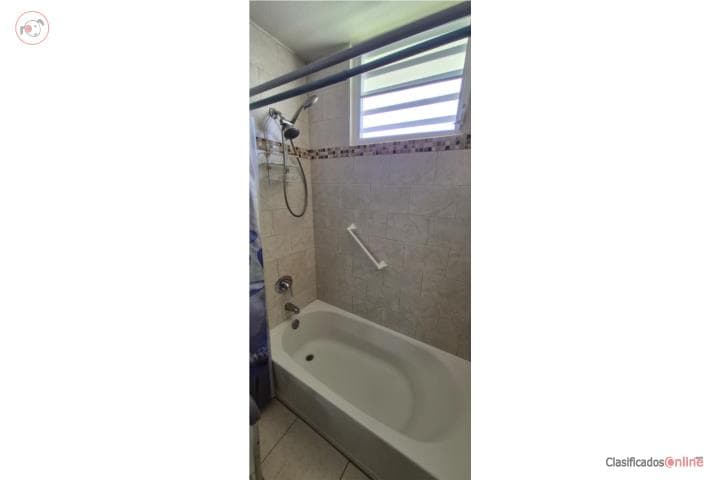 Prop en Urb Vega Dorada Vega Alta,
en Vega Alta Puerto Rico Casa en Urbanizacion - Vega Dorada