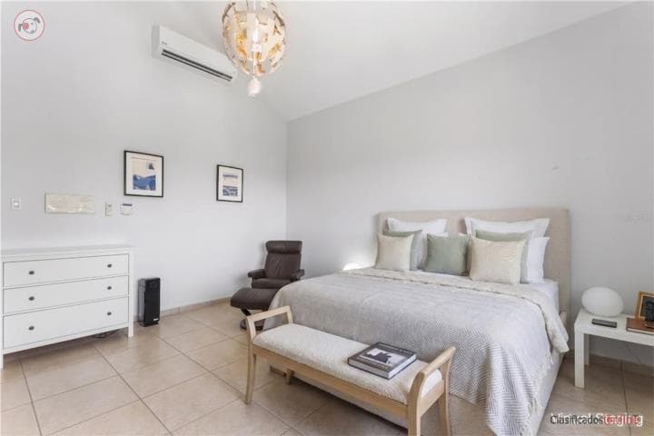 4b/4ba House w/private pool & balcony,
en Humacao - Palmas Puerto Rico Casa en Urbanizacion - Harbour Lights Estates Palmas del Mar