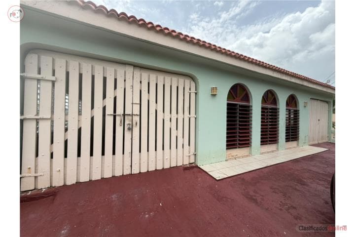Casa Terrera con amplios espacios,
en Las Piedras Puerto Rico Casa en Barrio - Tejas