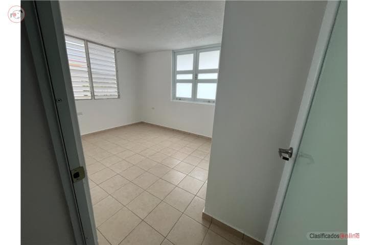 Guayanilla TOWNhOUSE 3h 1 1/2 B $165K,
en Guayanilla Puerto Rico Casa en Urbanizacion - Villa Del Rio