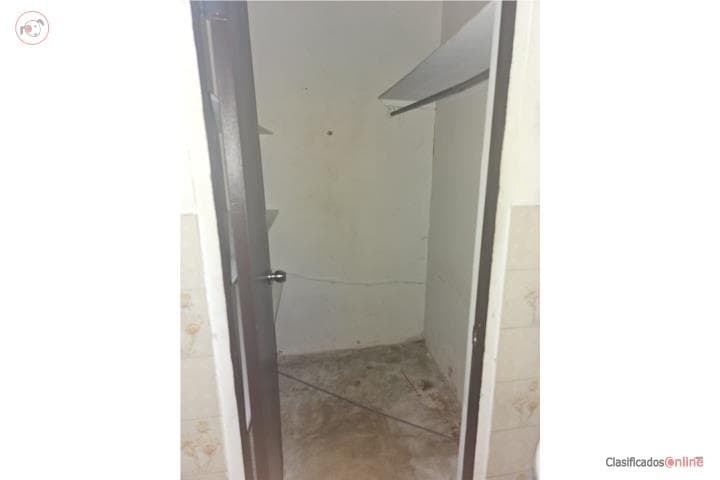 Vega Baja -Almirante Norte - 18000k Efectivo ,
en Vega Baja Puerto Rico Casa en Barrio - Almirante