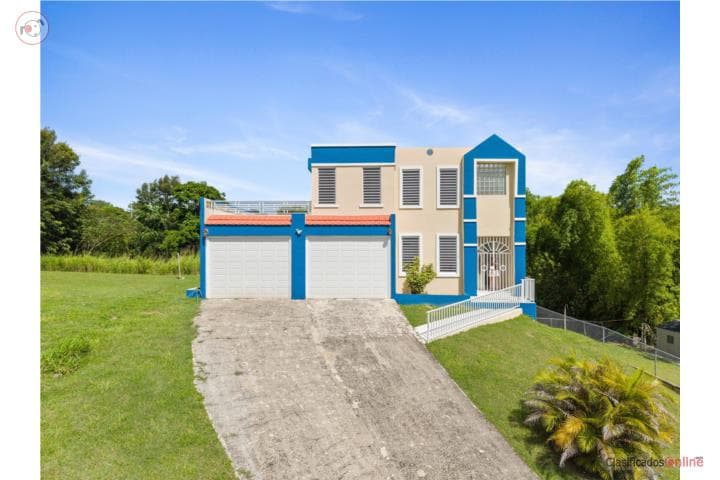 Your Dream Home — Plus an Extra Lot,
en Rincón Puerto Rico Casa en Barrio - Rio Grande
