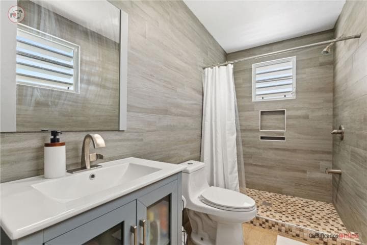 Charming two-story house in Aguada ,
en Aguada Puerto Rico Casa en Barrio - Jaguey