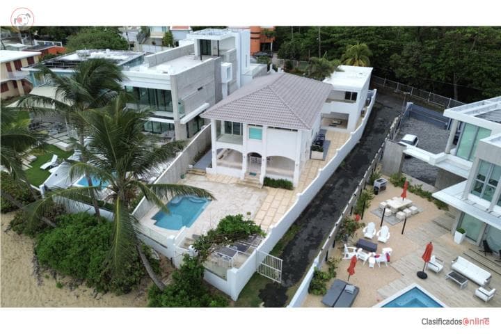 BEACHFRONT HOME IN BREÑAS ESTATES,
en Vega Alta Puerto Rico Casa en Urbanizacion - Brenas Estates