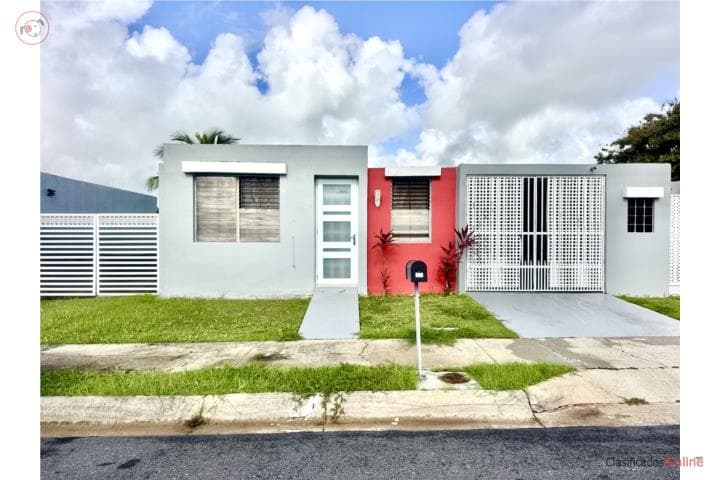Excelente propiedad Estancias de San Pedro,
en Fajardo Puerto Rico Casa en Urbanizacion - Estancias De San Pedro