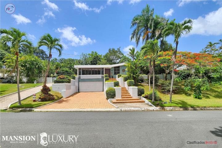 PRIVATE CITY NATURE RETREAT AT CAGUAS,
en Caguas Puerto Rico Casa en Urbanizacion - Lake View Estates