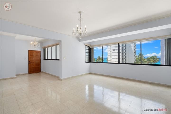 Kings Court 61: Ocean Views, hi ceilings,
en San Juan - Condado-Miramar Puerto Rico Apartamento en Sector - Condado