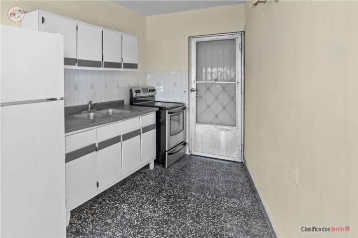 Hermosa Casa en Bo. Jaguas 5/4 $449K ,
en Gurabo Puerto Rico Casa en Barrio - Jaguas