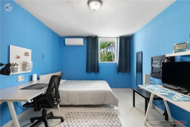 House for Sale | Torrimar Dev.,
en Guaynabo Puerto Rico Casa en Urbanizacion - Torrimar