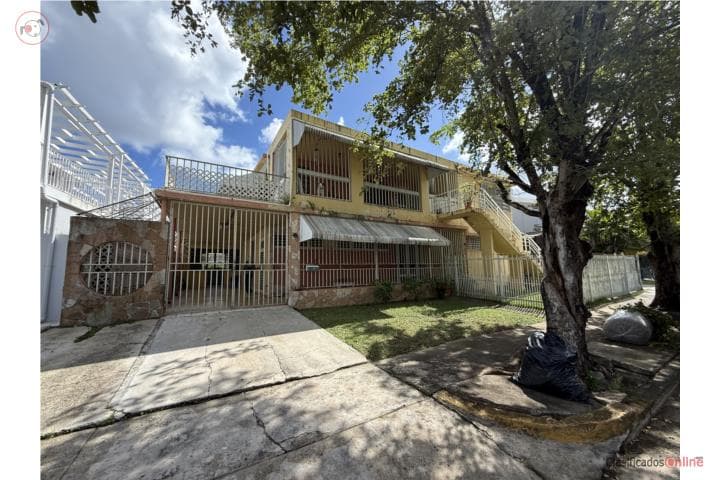 Urb University Gardens casa 2 unidades $395K ,
en San Juan - Río Piedras Puerto Rico Casa en Urbanizacion - University Gardens