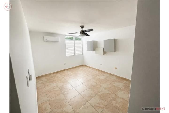 Casa con piscina Lomas de La Serranía Caguas,
en Caguas Puerto Rico Casa en Urbanizacion - Lomas De La Serrania